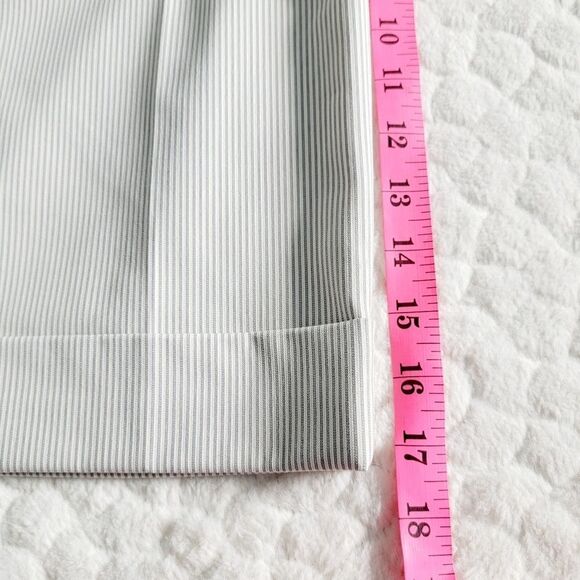 Express Editor bermuda slacks dress shorts office 2 grey pinstripes - Picture 3 of 6